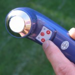 Muskelstimulator för ansiktsmassage. Ge dig själv en elektroterapi.