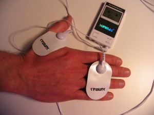 Fibromyalgi kan lindras genom muskelstimulering. Muskelstimulator ger smärtlindring.