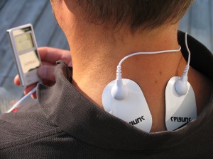 Muskelstimulator vid nacksmärta Elektrodplacering vid muskelstimulering.